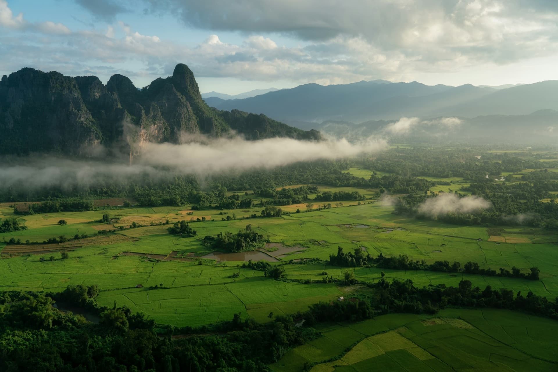 Vang Vieng: the quiet rise of a riverside market