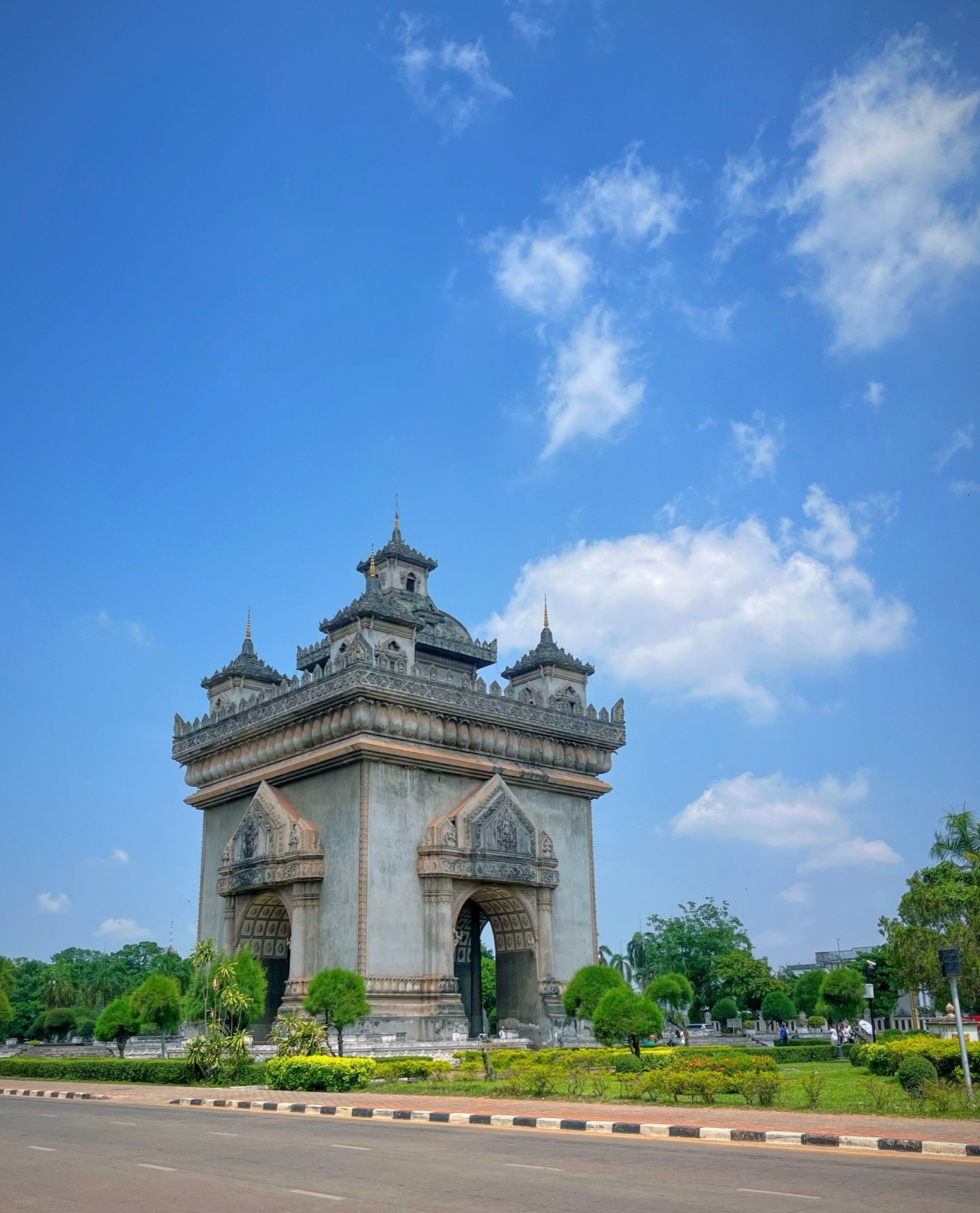 The Patuxai monument in Vientiane